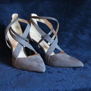 Nine West Size 9 1/2 Gray Stilettos
